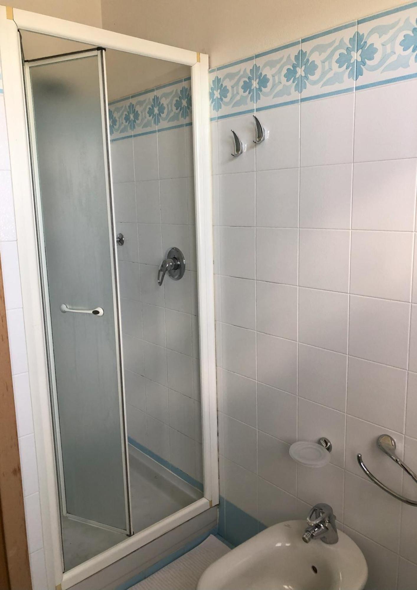 לקו Bright Penthouse Close To Center With Terrace And Lake View מראה חיצוני תמונה